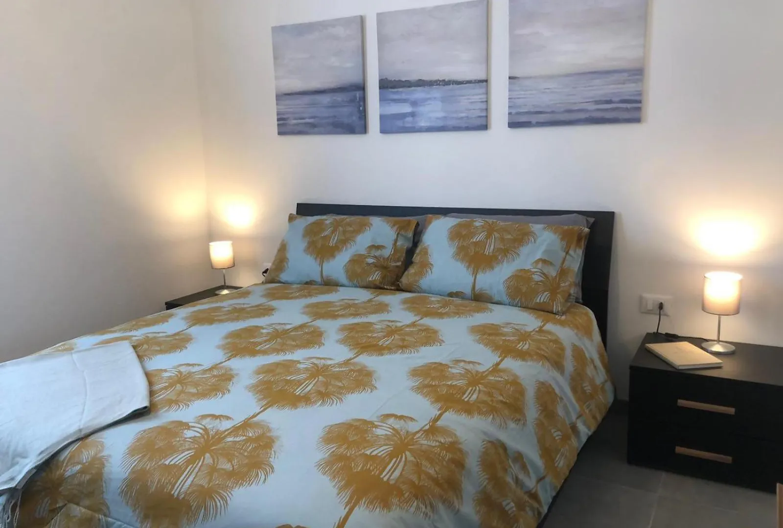 L' Appartamento Del Borgo - Parcheggio Riservato Pavia 0*,  Italien